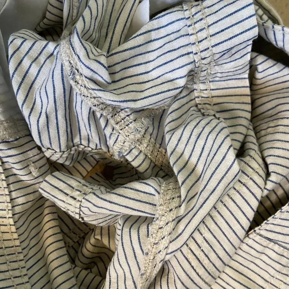 American Eagle Womens Shorts Size 12 Cream Blue Pinstripe Hi-Rise High Rise Belt